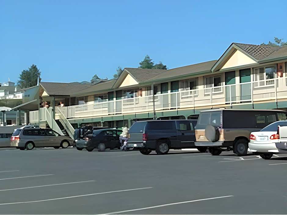 AmeriCoast Inn