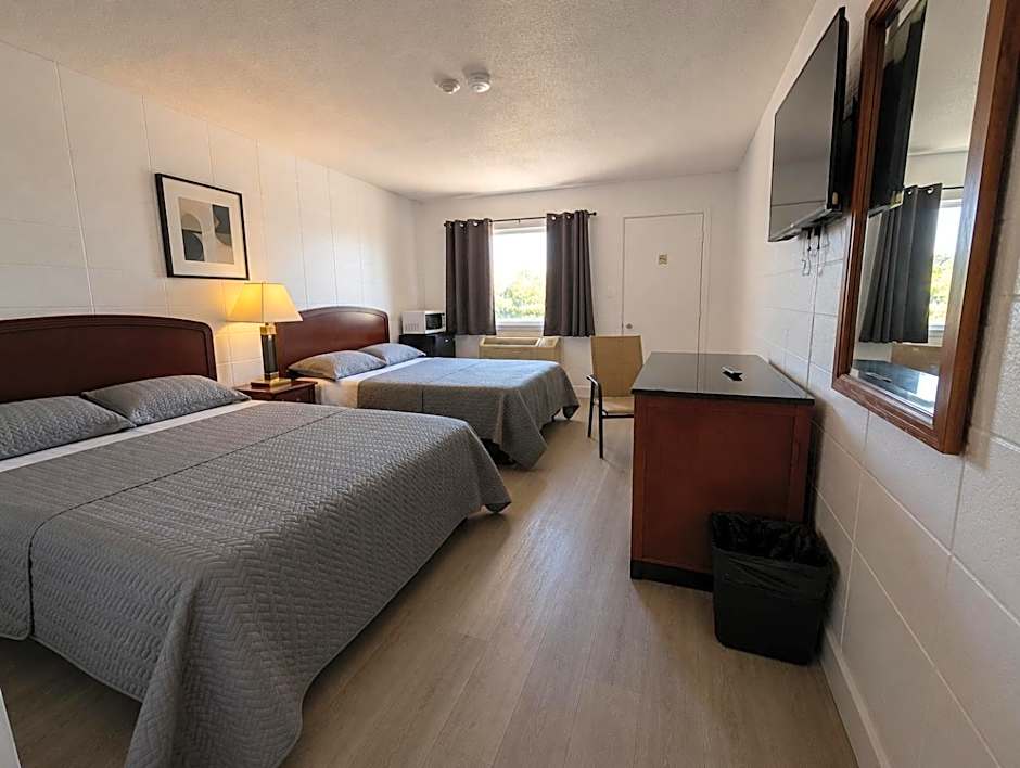 Huron Coast Inn