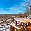 LAKE TOYA Great view log cabin