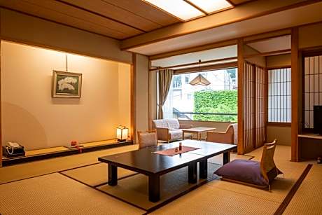 Japanese-Style Room