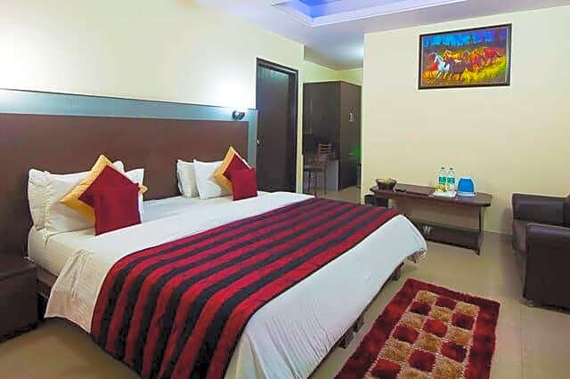 Hotel Vishal Residency Mahipalpur Near IGI Delhi Airport