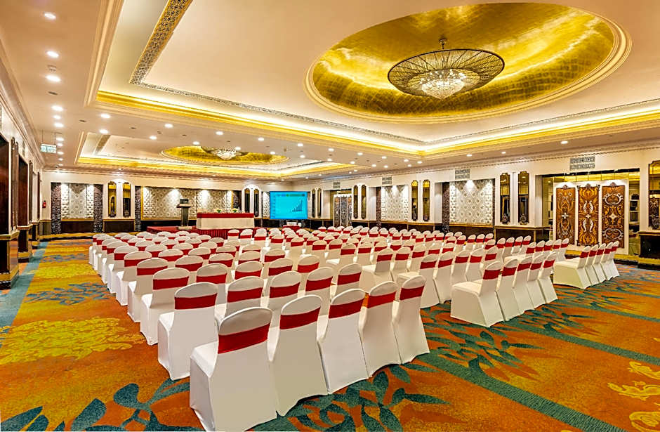 Mayfair Lagoon Hotel