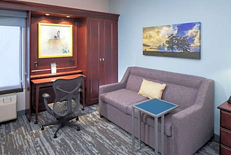 King Room with Sofa Bed and Study - Non-Smoking