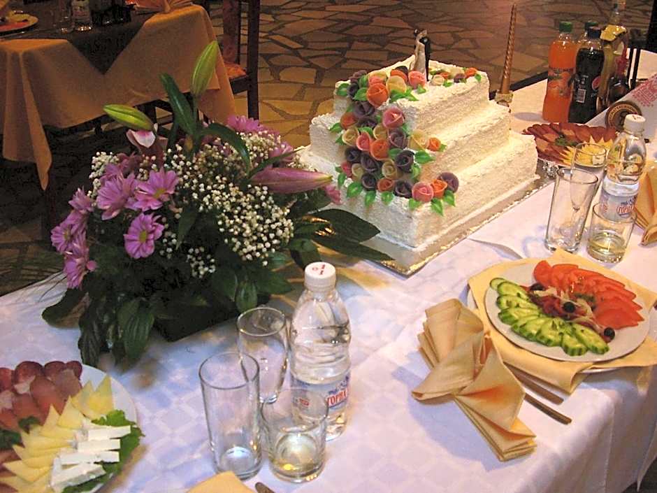 Kestenite Family Hotel