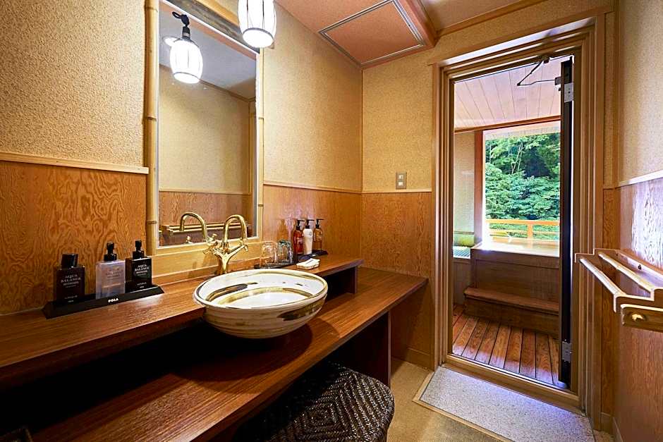 Shima Onsen Toshimaya