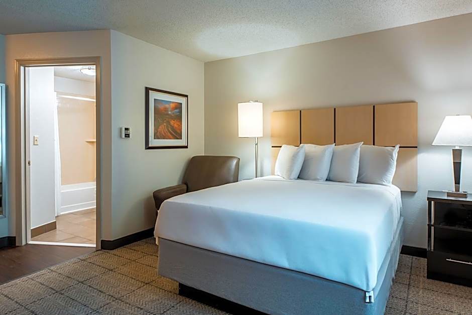 Sonesta Simply Suites Dallas Richardson