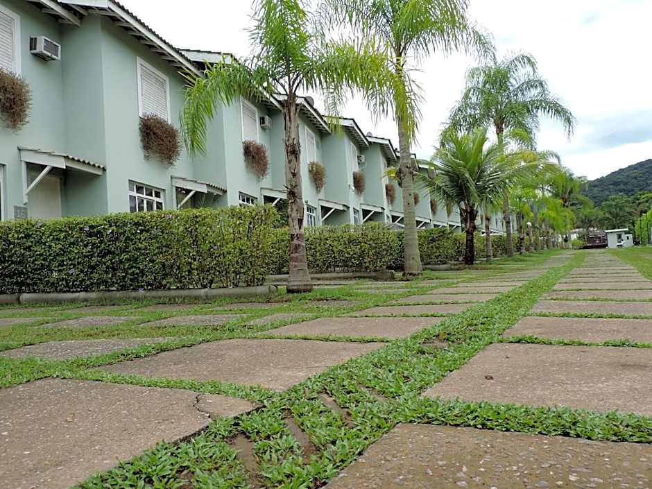 Casinha de Boneca em Juquey