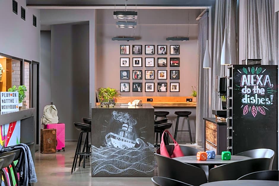 Moxy by Marriott London Excel