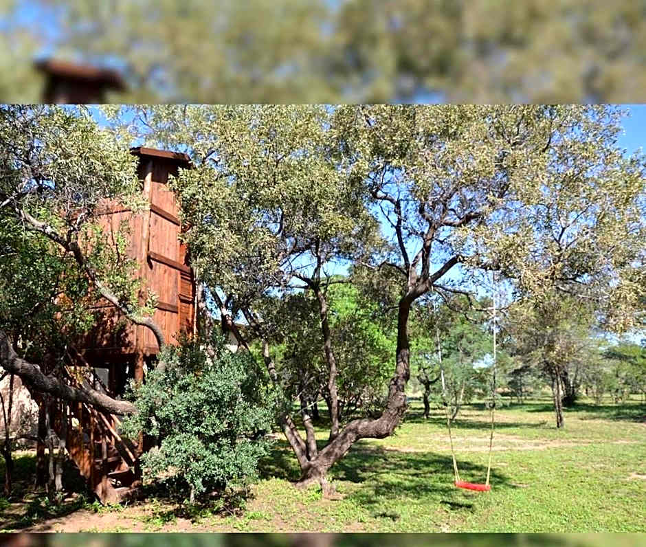 Muqurati Lodge - Dinokeng Game Reserve