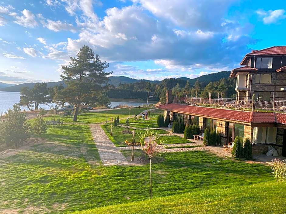 Къщи за гости "Комплекс ОАЗИС"