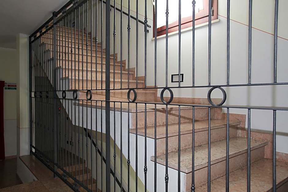 Hotel Mantegna Stazione, MantegnaHotels