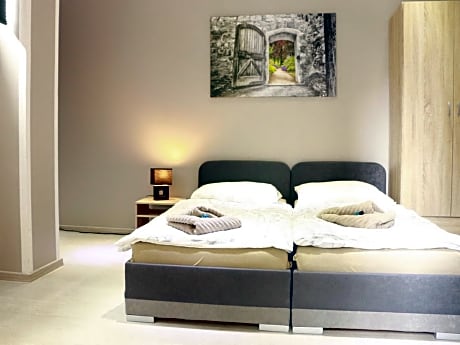 Doppelbett oder zwei Einzelbetten-Standard-Gemeinsames Badezimmer