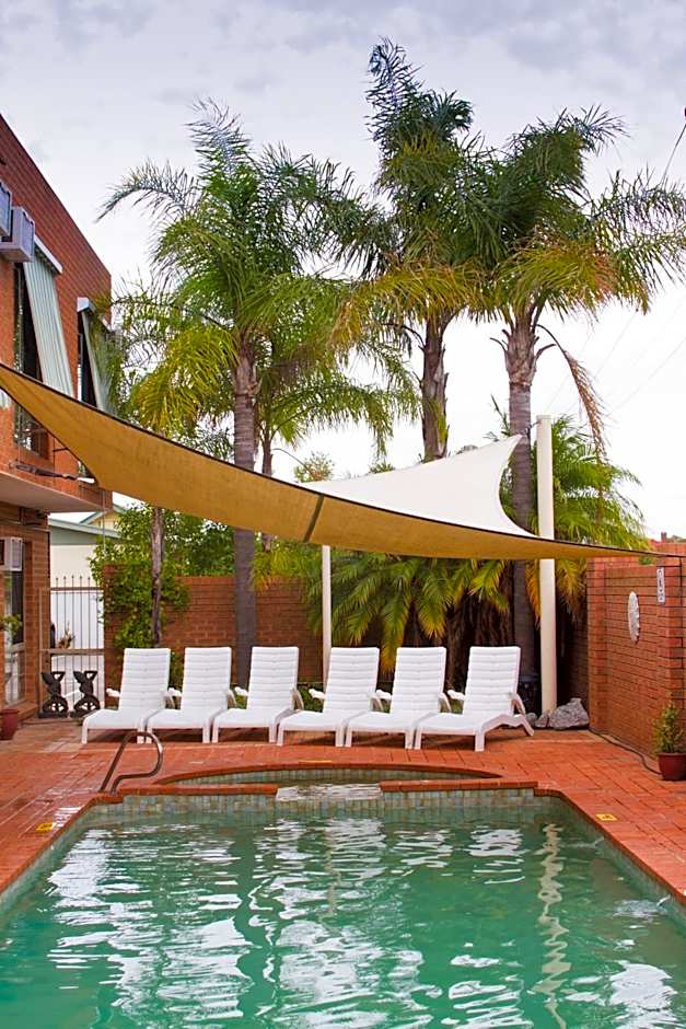 Central Yarrawonga Motor Inn
