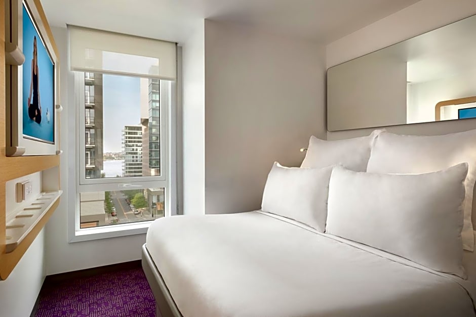 YOTEL Boston
