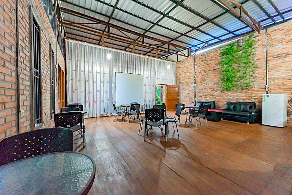 GOR Parenggean by RedDoorz – Palangkaraya, OK