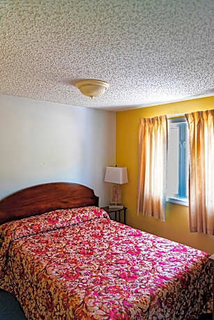 Two Bedroom Suite with Balcony - Non-Smoking (Not Pet Friendly)