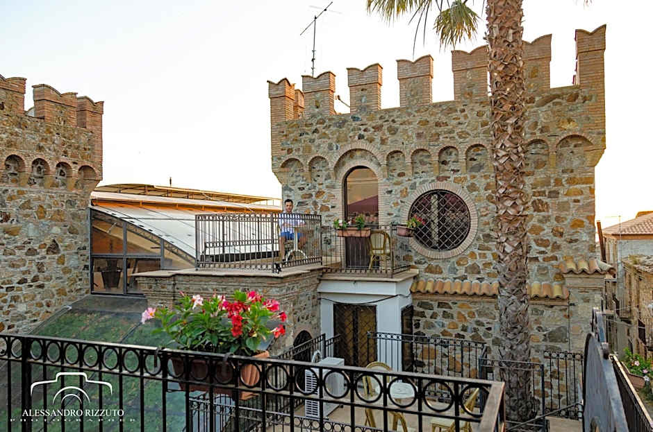 Residenza L'Antico Borgo Hotel