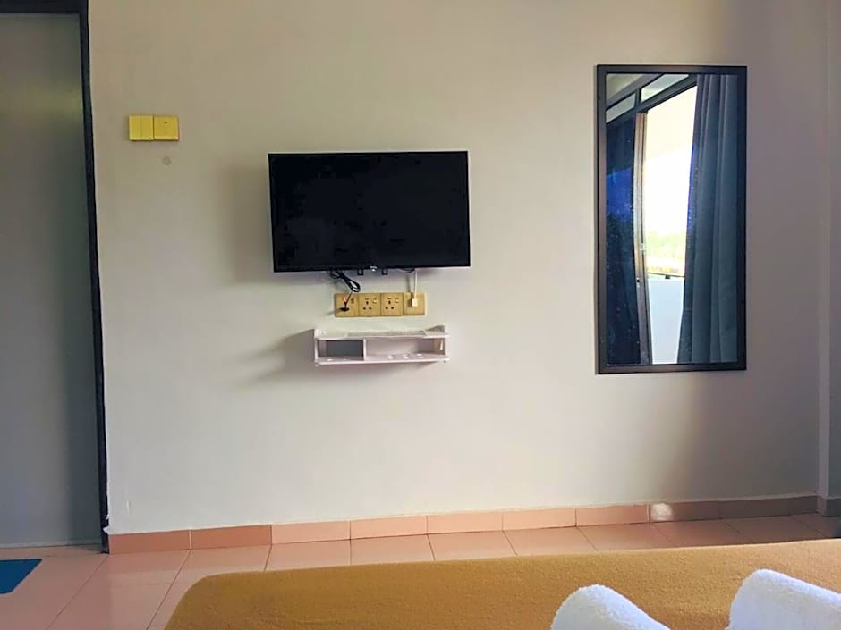 DLAYARAN HOTEL & CAFE