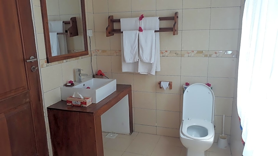 Albatross Ocean View Hotel