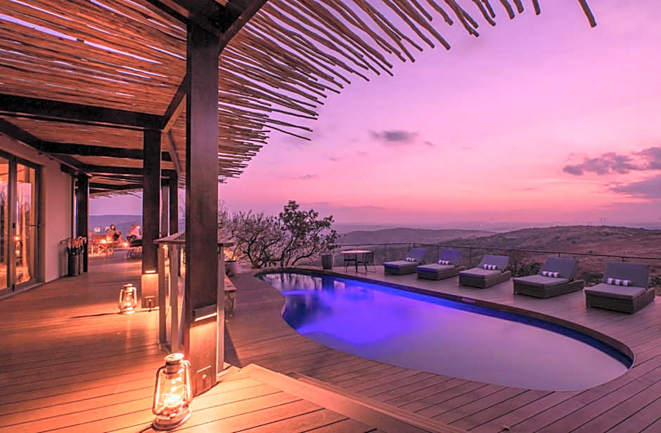 Zulu Rock Lodge - Babanango Game Reserve