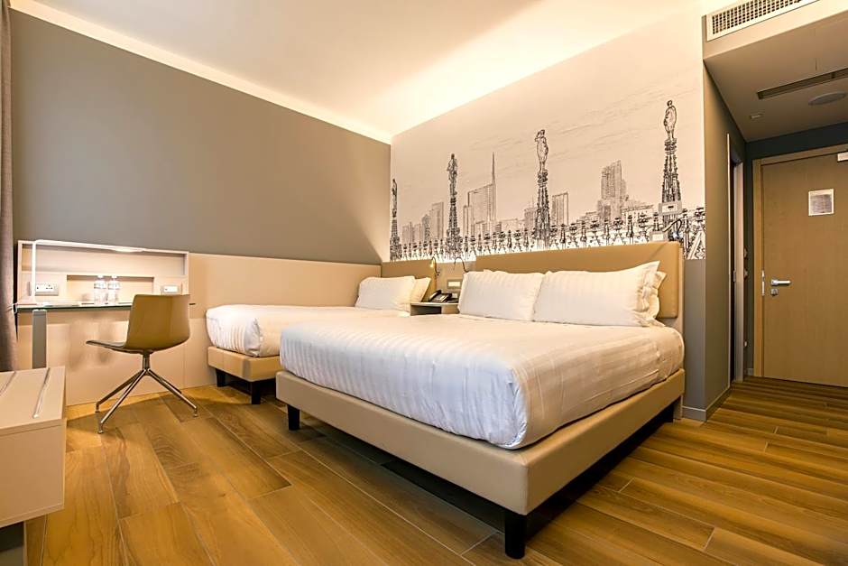43 Station Hotel