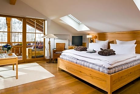 Junior Suite with Balcony