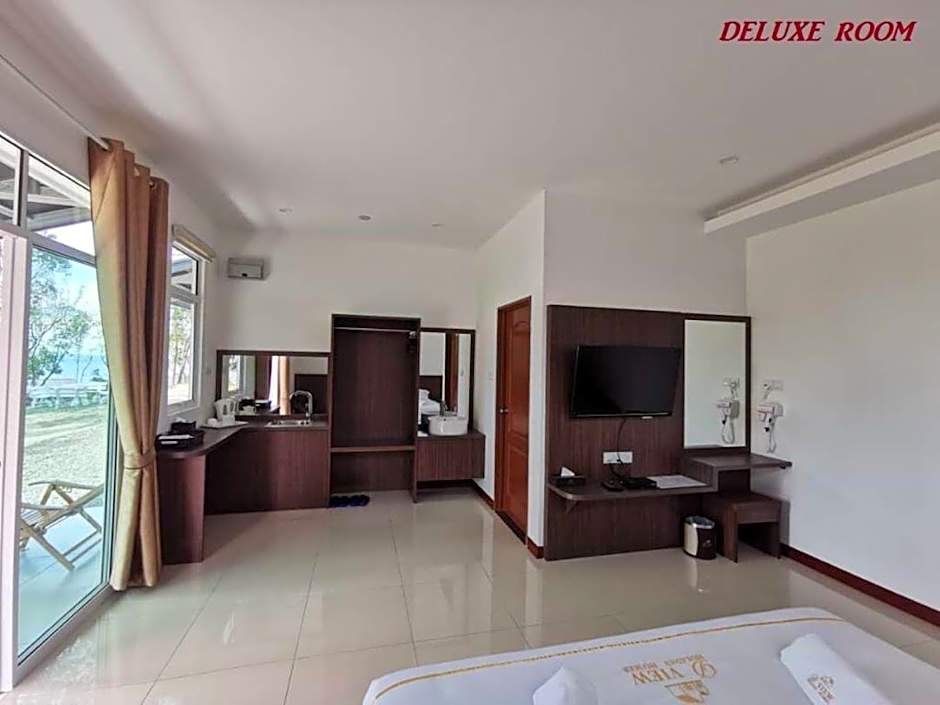 D View Holiday Homes