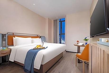 Comfort King Room