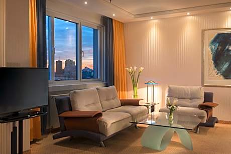 Suite with City View