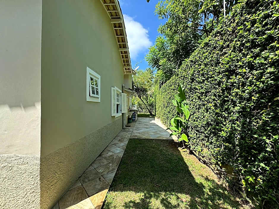 Casa com piscina privativa a 100m da Praia de Paúba