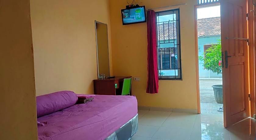OYO Life 90433 Serasi Kost