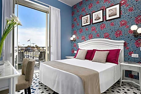 Double or Twin Room with Partial Sea View and Balcony