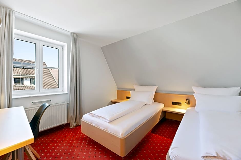 Steiners Hotel Airport-Messe in Birkach