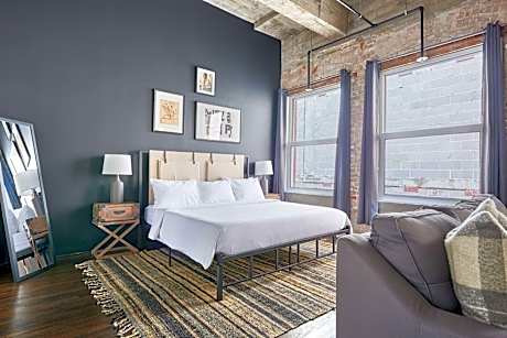 King Studio Apartment - Non-Smoking