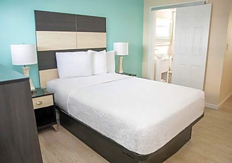 Standard Room with One Double Bed