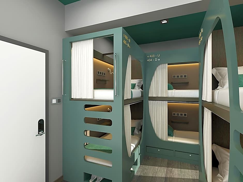 Signel Poshtel, the Rare Gem of North Borneo