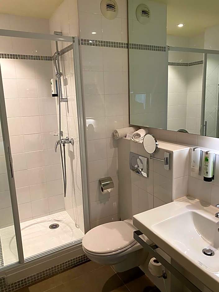 Mercure Aix-en-Provence La Duranne Gare TGV