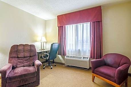 1 Queen Bed Nonsmoking