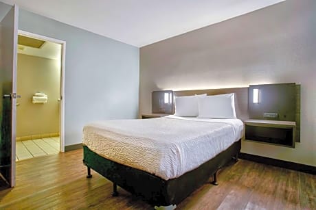 Double Room - Disability Access - Non-Smoking