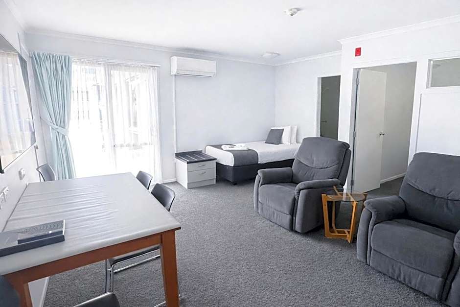 BKs Premier Motel Esplanade