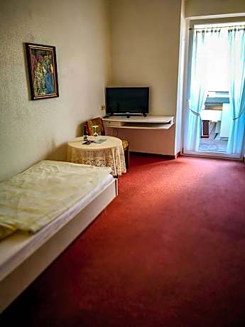 Single Room with Bathroom