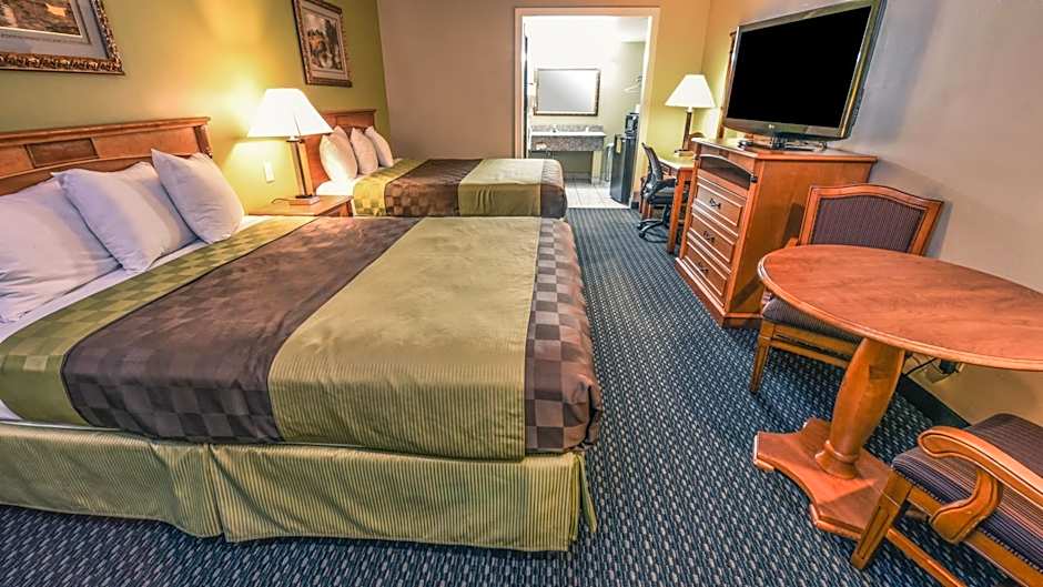 Photo 1 of 5 of 2 Queen Beds