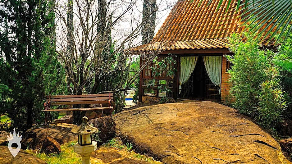 European House with Fireplace & Pool in Indaiatuba