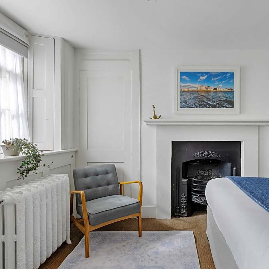 Admiral's House by Maison Pierre