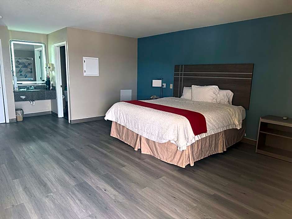 Deluxe Inn Palacios
