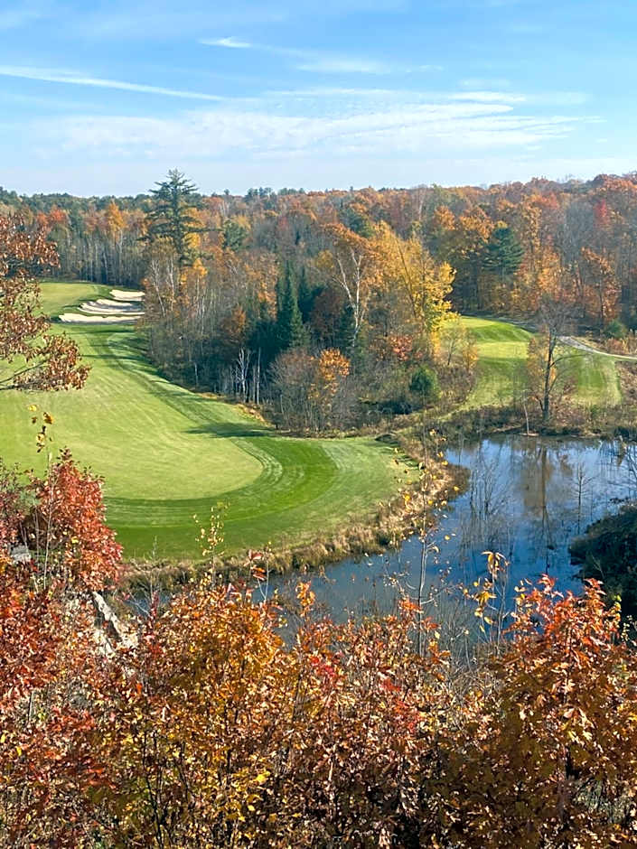 Blue Spruce Bed and Breakfast Muskoka