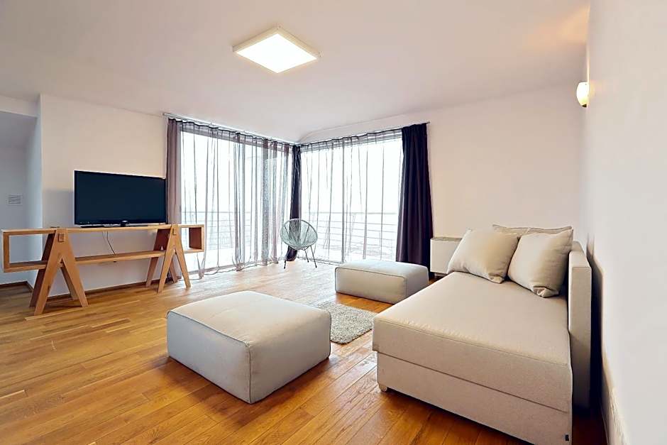 Living In Aparthotel