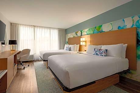 Queen Room with Two Queen Beds - Non-Smoking