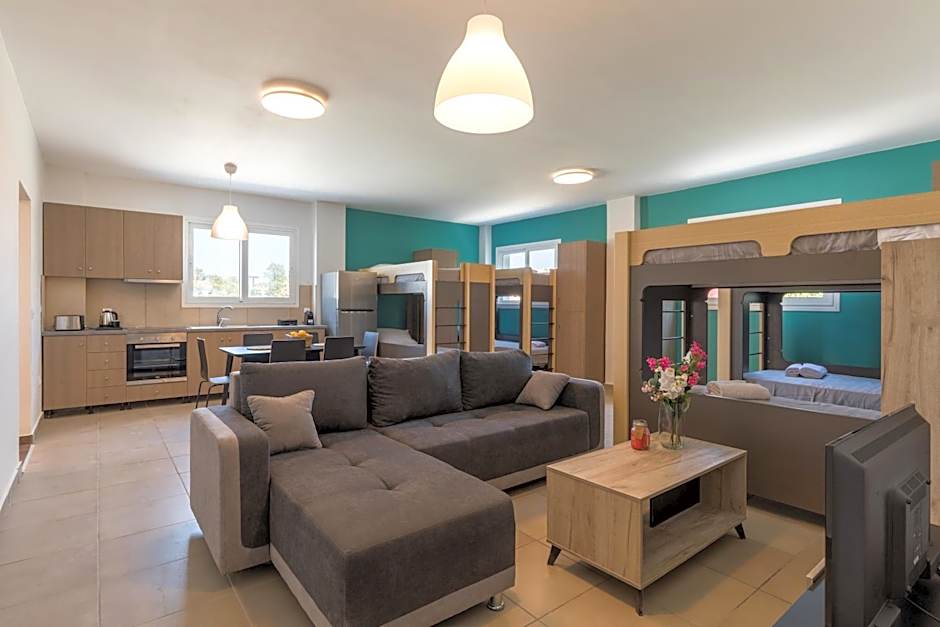 Local Hostel & Suites