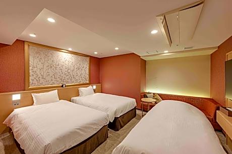 Ground Floor Triple Room
